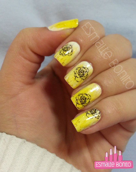 Featured image of post Unhas Decoradas Com Esmalte Amarelo E Preto A maioria das mulheres que s o modernas e acompanham dif cil encontrar com uma mulher que n o passe um creme nas m os que n o use esmaltes com freq ncia e que cuidam ou tiram a cut cula